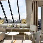 De Banville Hotel Paris