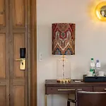 De Banville Hotel