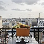 De Banville Paris