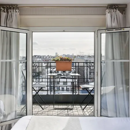 De Banville Hotel Parijs