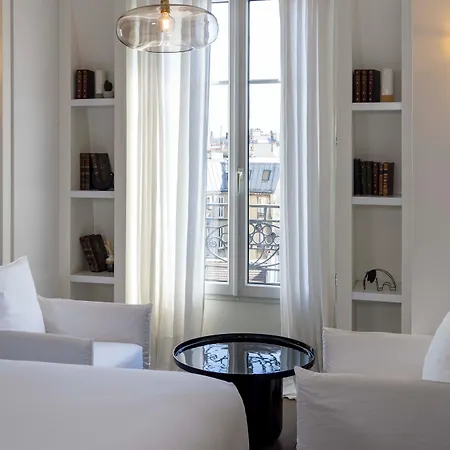 De Banville 4* París
