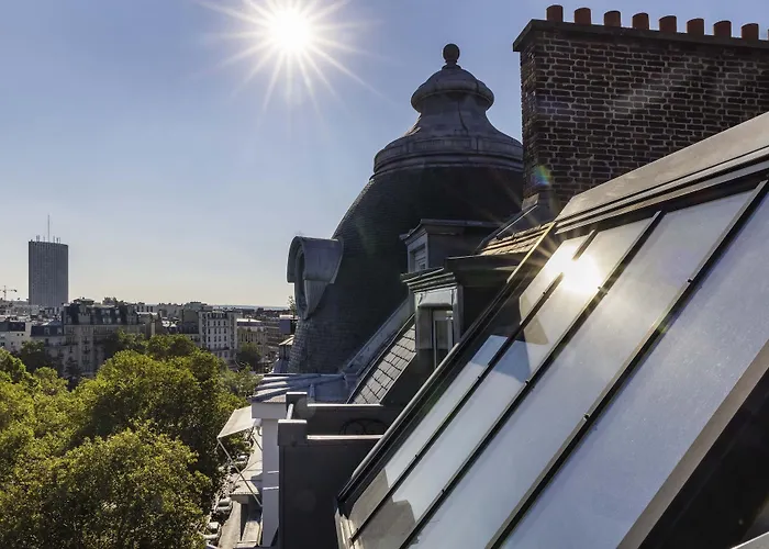 Hotel De Banville 4*