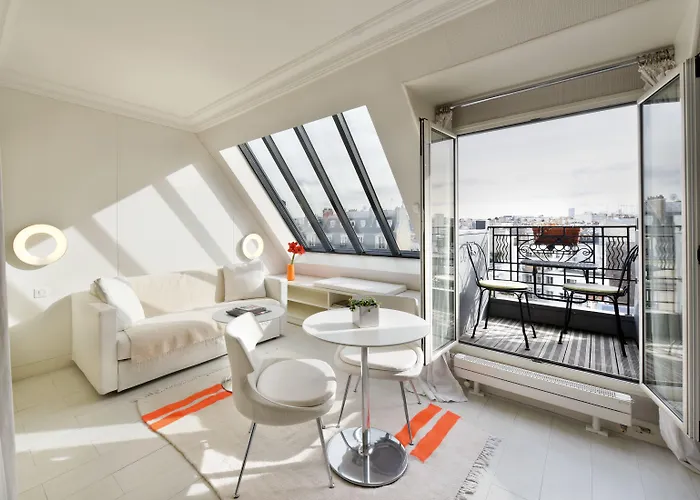 De Banville Hotel 4*