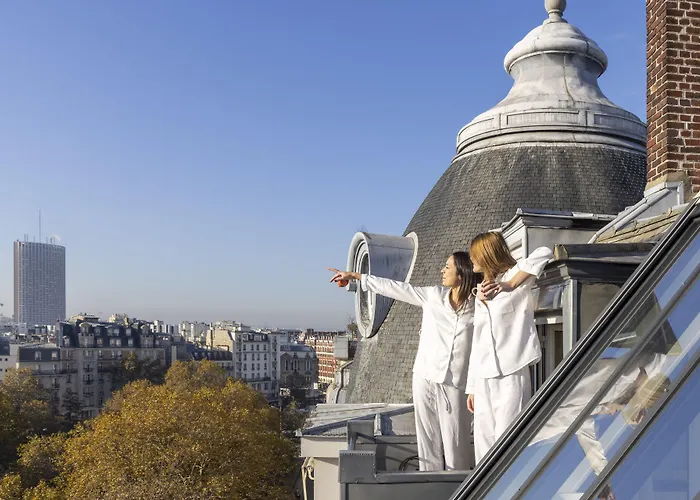 Hotel De Banville Parigi