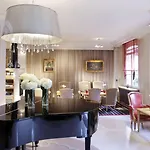 De Banville 4*