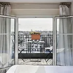 De Banville Hotel Paris