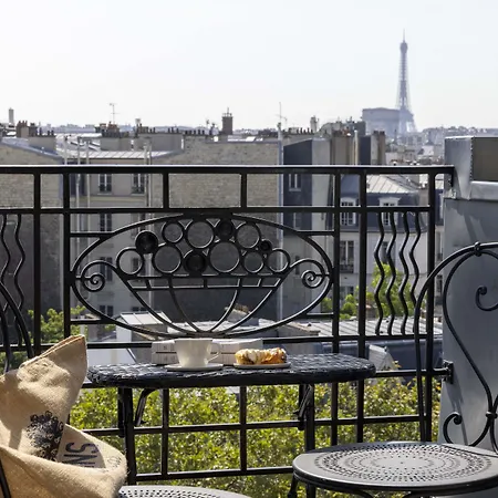 Hotel De Banville Paris