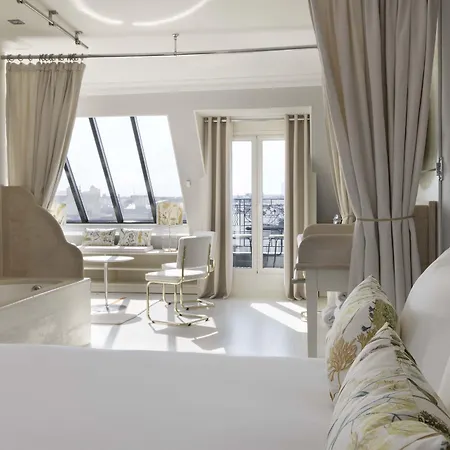 De Banville 4* Paris