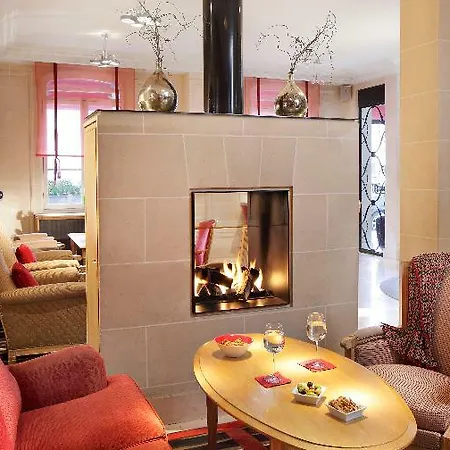 De Banville Hotel Paris