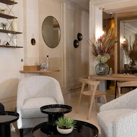 De Banville Hotel 4*