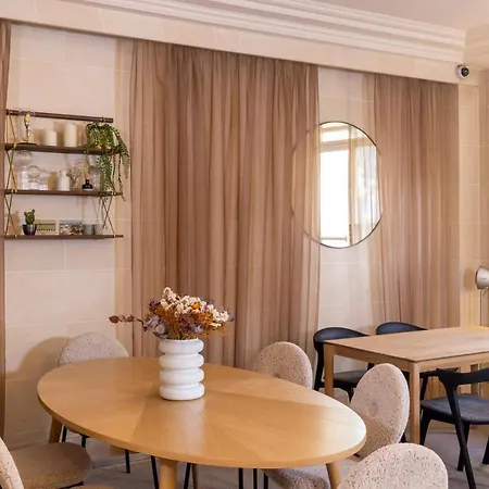 De Banville Hotel Paris