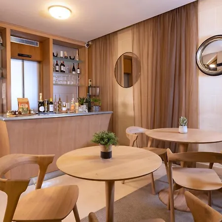 De Banville Hotel Paris