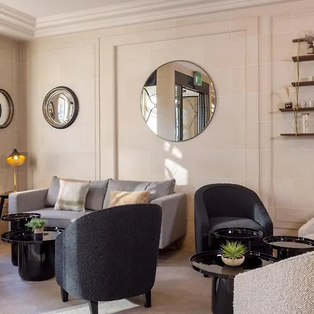 Hotel De Banville Paris