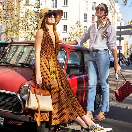 De Banville 4* Paris
