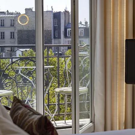 De Banville 4* Paris