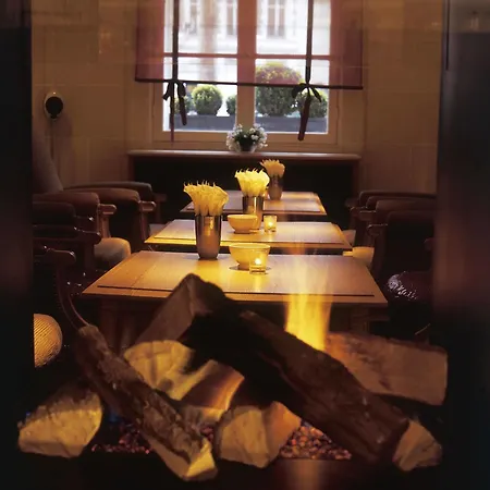 De Banville Paris